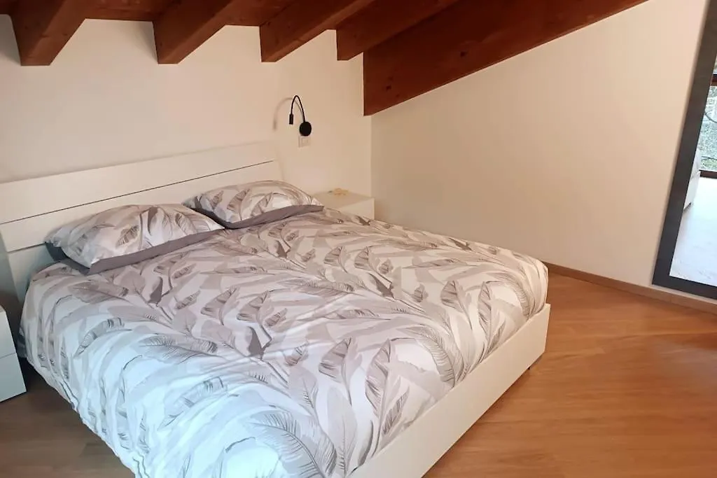 Residence Solare Con Piscina - Appartamento 5 Sueglio Italy