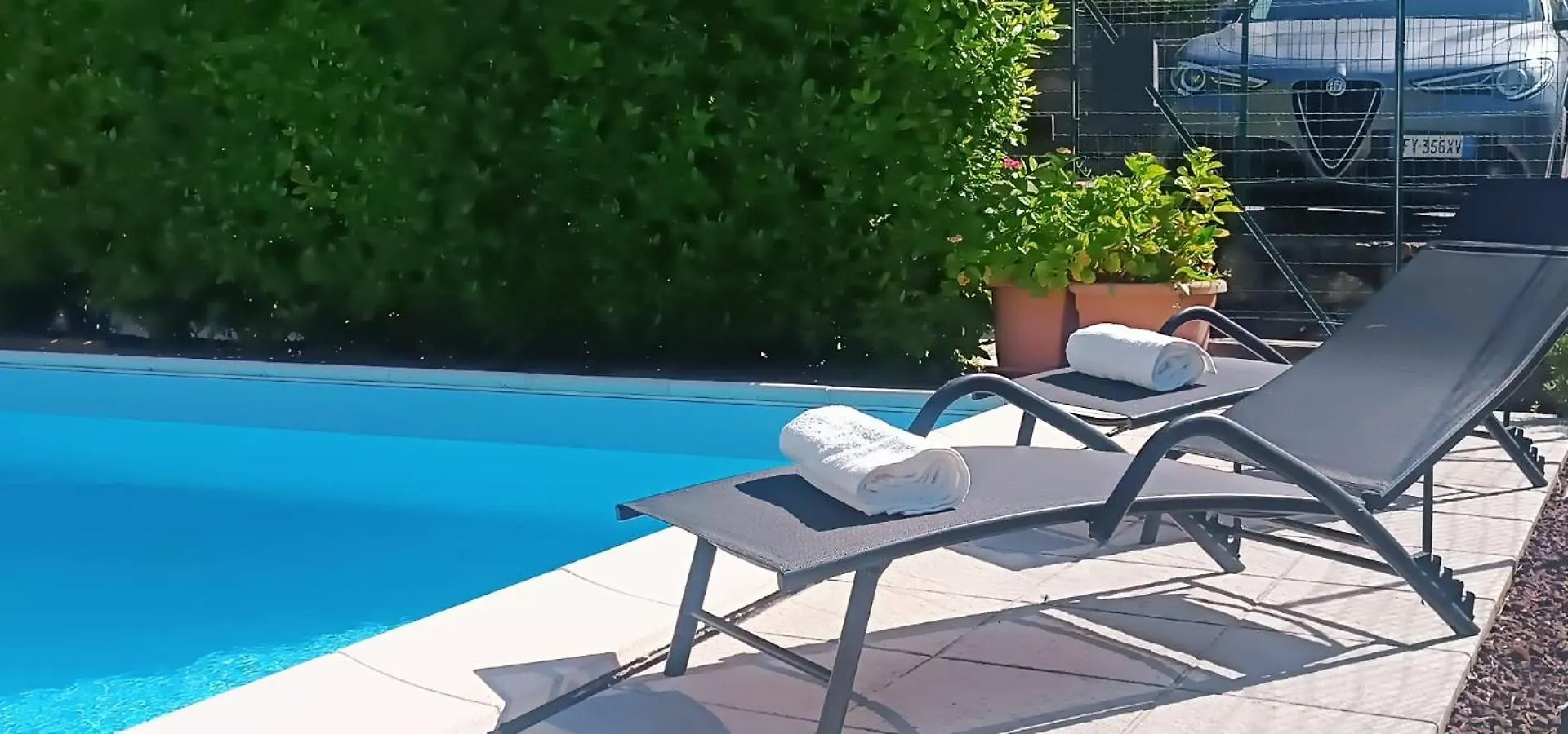 Residence Solare Con Piscina - Appartamento 5 contacts